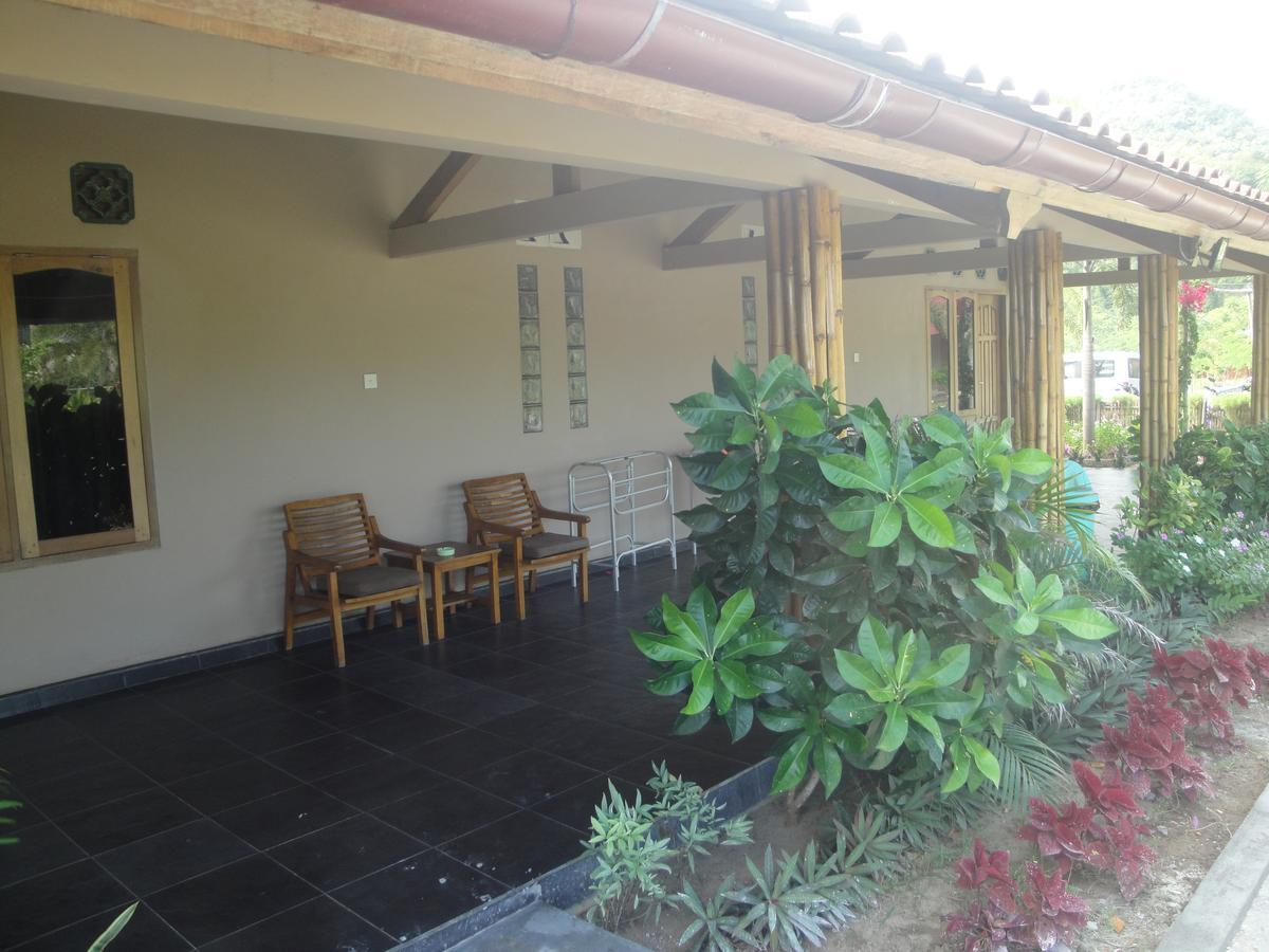 Villa Surga Sumbawa Sekongkang Екстериор снимка